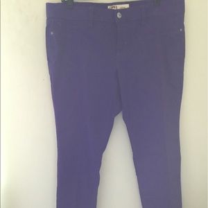 💜 Purple skinny jeans.💜